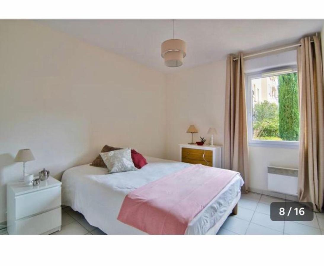 Grand Noble - Blagnac Apartment Luaran gambar